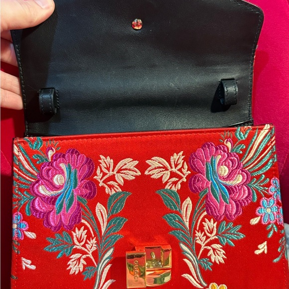 Gucci Mini Sylvie in Red Floral Jacquard - Picture 4 of 10